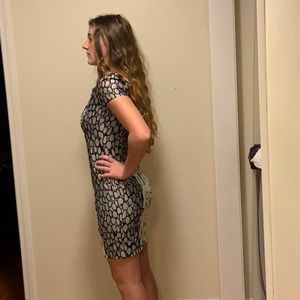 DVF SILK BLUE GREY+BLK LEOPARD+SIDE W/ LACE DRESS